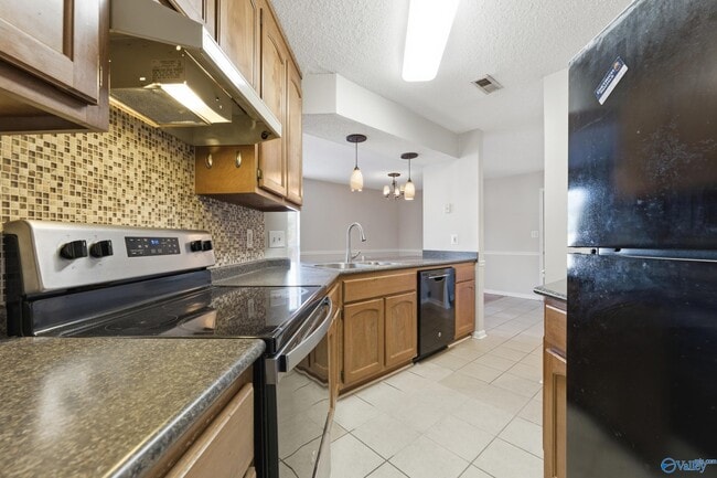 Building Photo - 2504 Reabok Cir SW