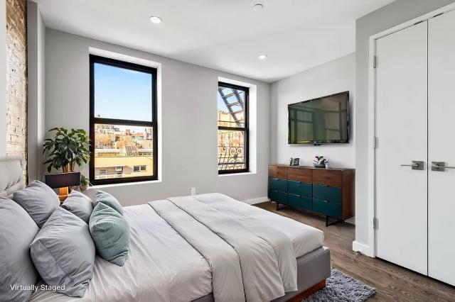 Foto del edificio - 2 bedroom in NEW YORK NY 10009