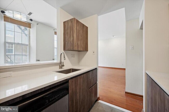 Foto del edificio - 240-42 N 3rd St