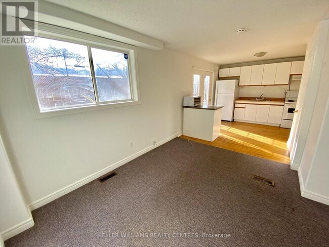 Building Photo - 43 Walter Ave