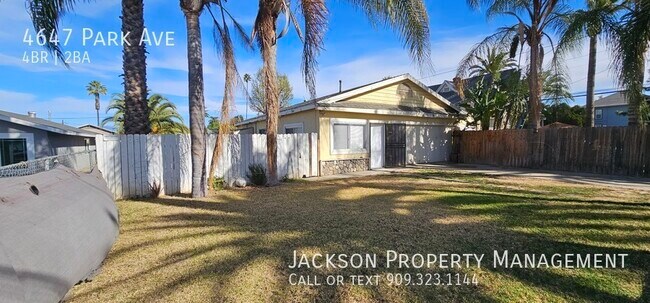 Foto del edificio - SINGLE STORY 4 BEDROOM