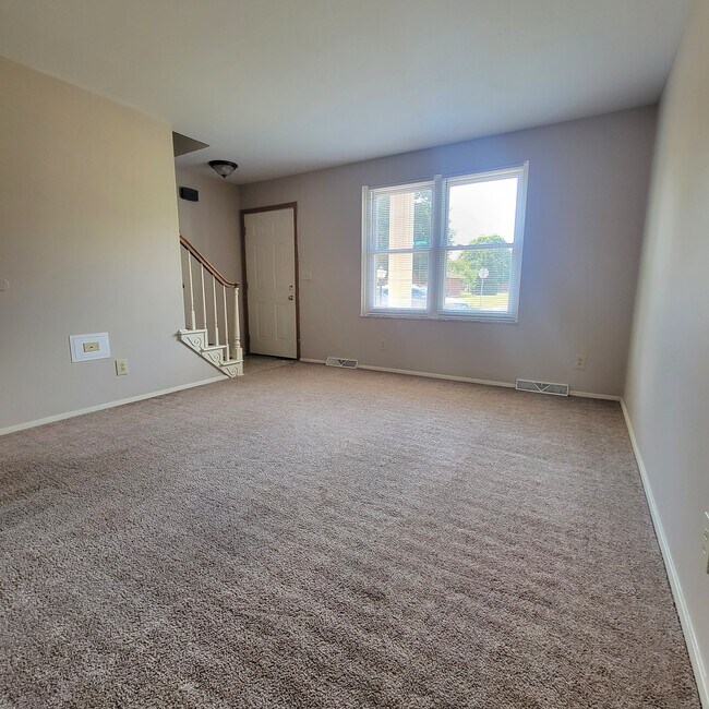 Foto del edificio - 1359 Chippewa Dr