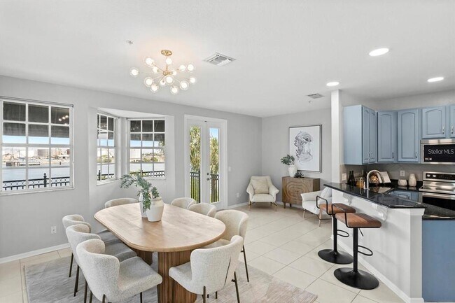 Foto del edificio - 1450 Harbour Walk Rd
