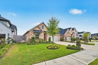 Building Photo - 31527 Splitting Willow Ln