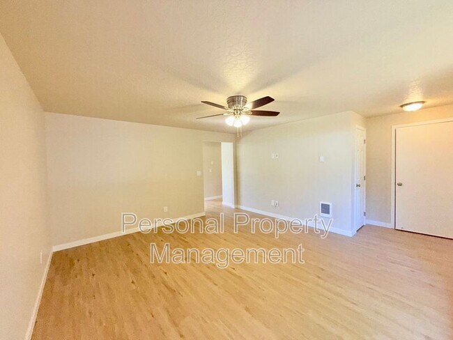 Foto del edificio - 7621 NE 158th Ave