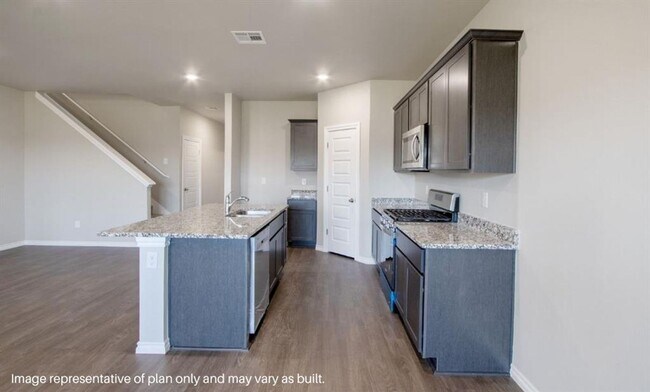 Building Photo - Stylish & Smart Living in Yukon – 4-Bedroo...