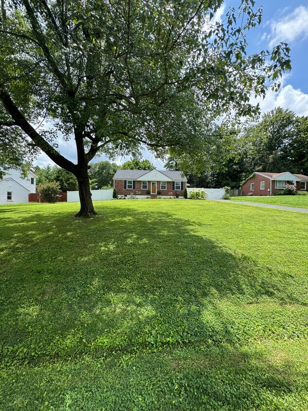 Primary Photo - 2942 Sinbad Dr
