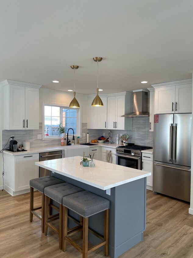 Foto principal - 20131 20th Ave NW