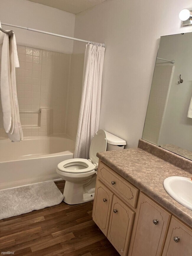 Building Photo - 3 br, 2 bath House - 210 South Teakwood Court