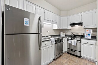 Kitchen - Treehouse