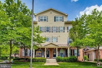 Building Photo - 23223 Observation Dr