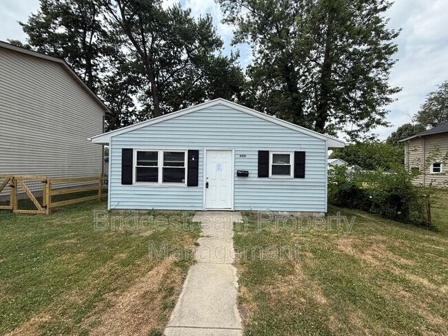 Photo - 2821 Haig Ave House