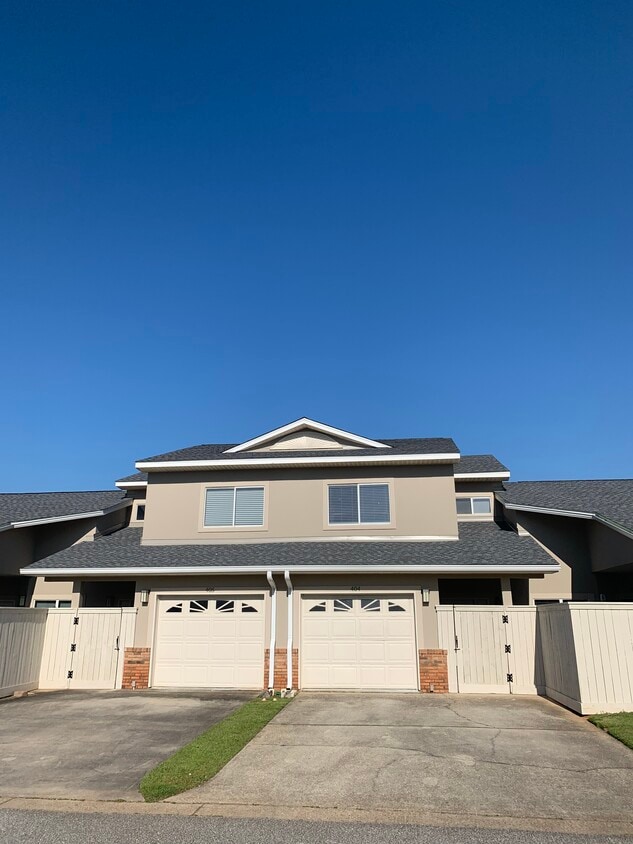 Primary Photo - 501 Cotton Creek Dr