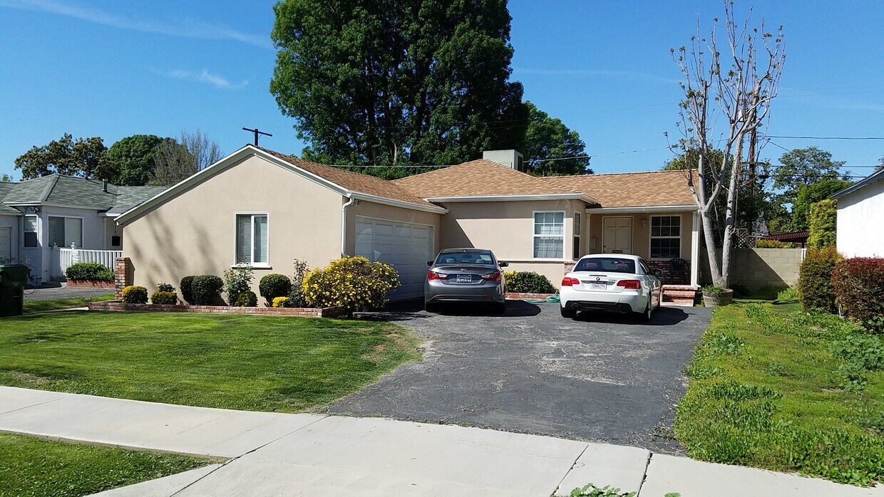 6651 Enfield Ave, Reseda, CA 91335 House Rental in Reseda, CA