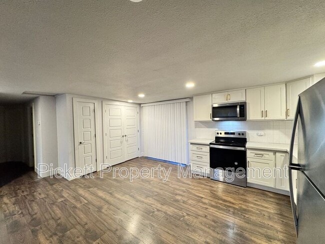 Foto del edificio - 2018 NE Jensen Ave