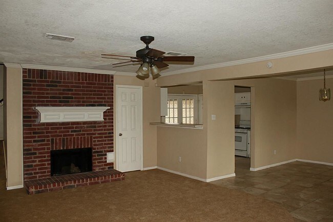 Building Photo - 8647 Rustling Lvs Dr