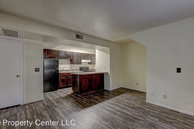 Foto del edificio - 1 br, 1 bath House - 14311 N Pennsylvania ...
