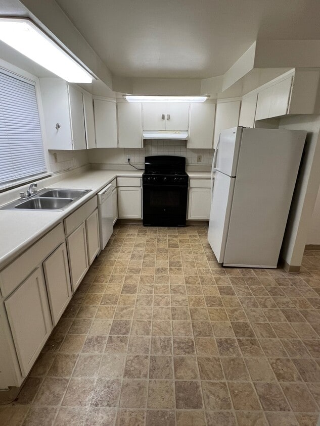 Foto principal - 1013 Dryden Rd