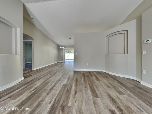 Building Photo - 54 Reidsville Dr