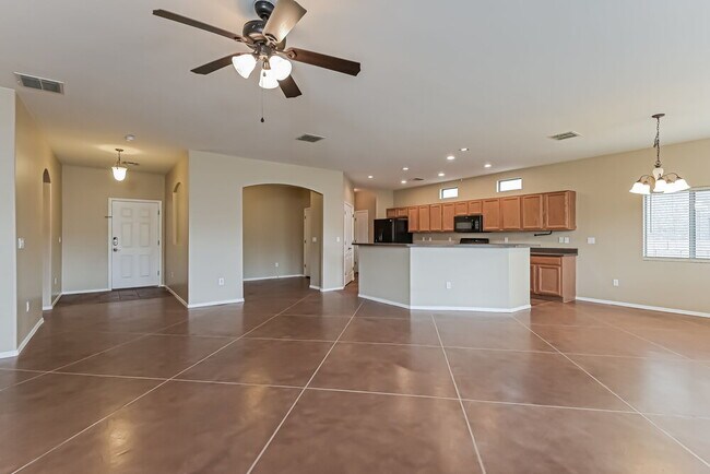 Building Photo - 7450 W Balcony Bay Dr
