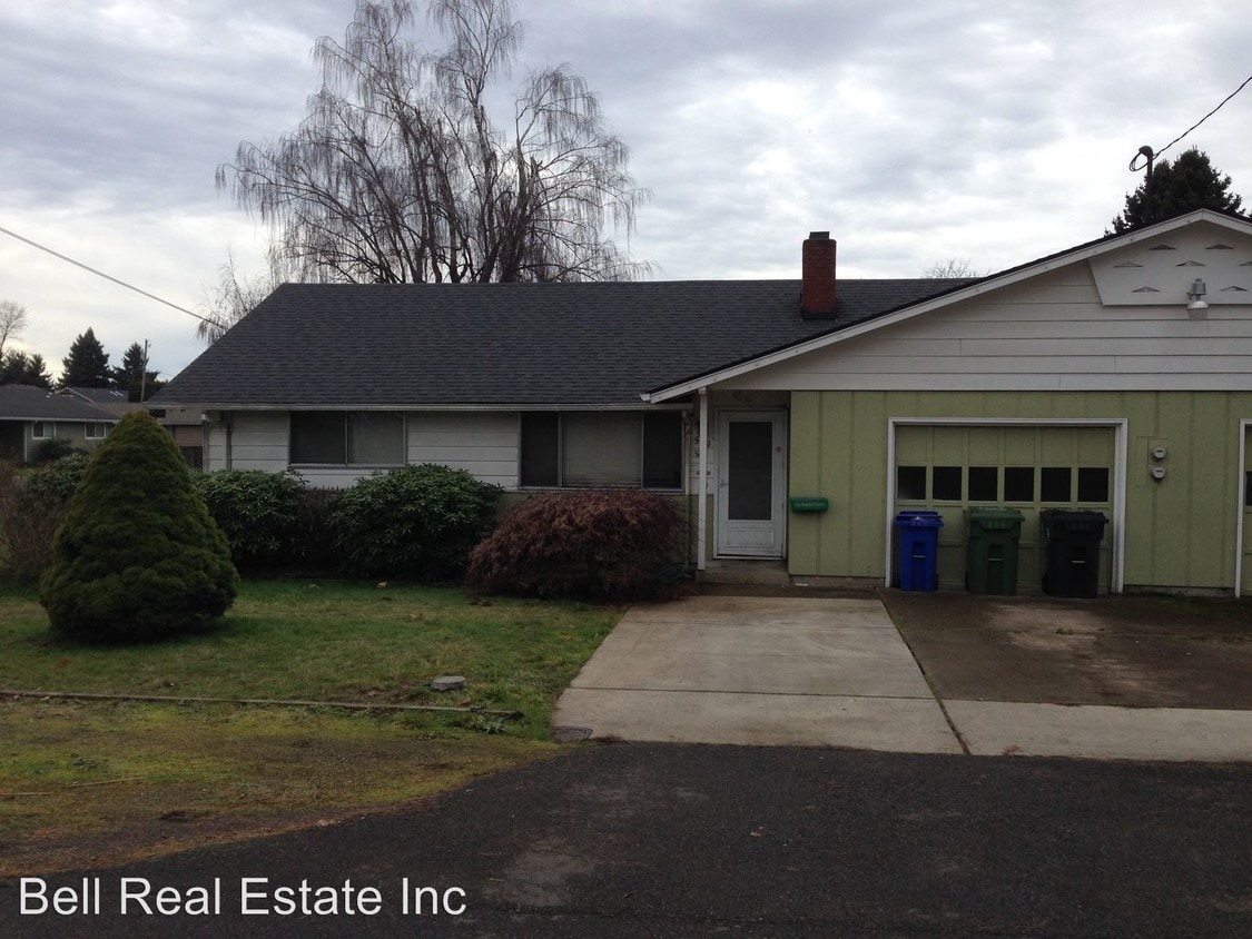 369 River Rd Unit 1, Eugene, OR 97404 Condo for Rent in Eugene, OR