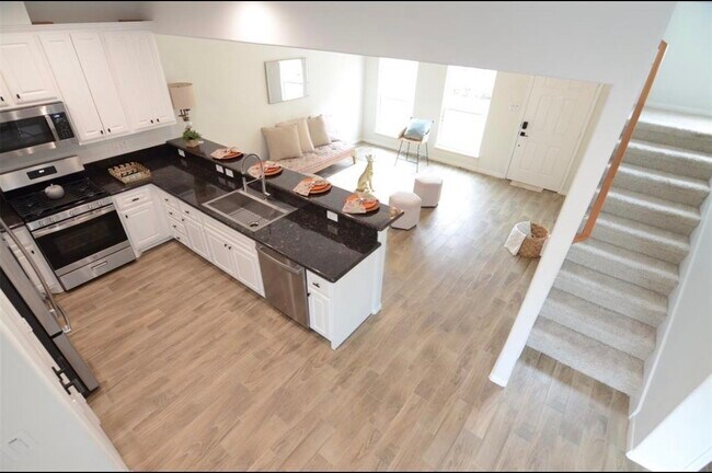 Foto del edificio - 2201 Naomi St