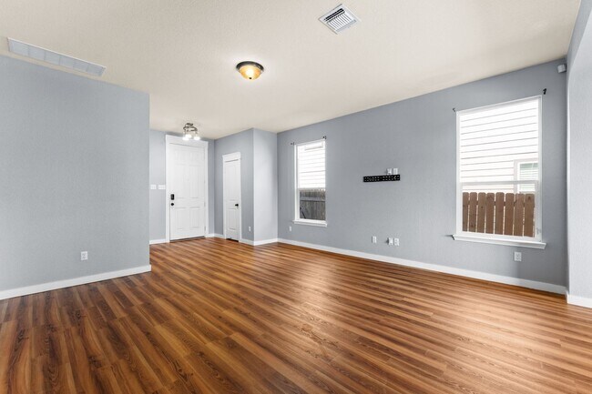 Foto del edificio - 1053 Sagebrush Dr