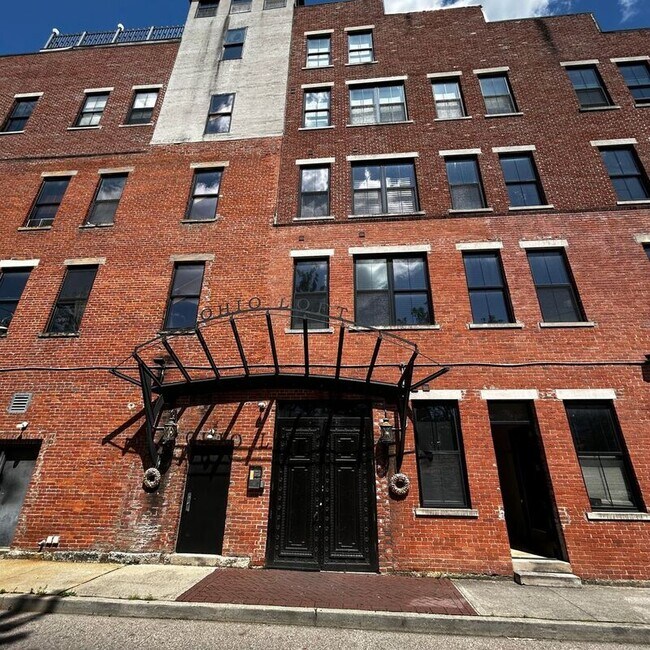 Foto del edificio - 139 E Main St