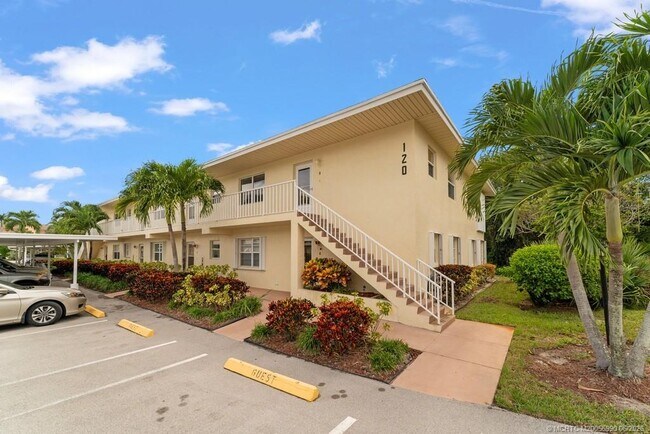 Foto del edificio - 2950 SE Ocean Blvd