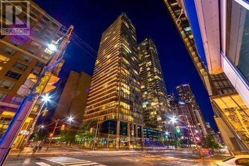Photo principale - 37-3037 Grosvenor St