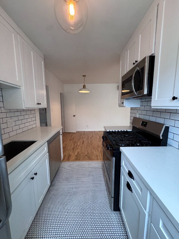 Foto del edificio - 821 Westmount Dr