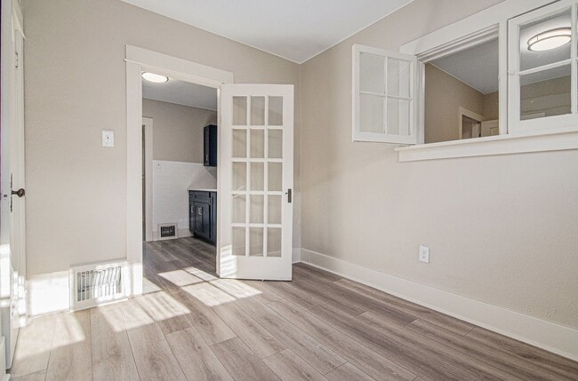 Foto del edificio - Modern Remodel with Classic Charm in Prime SoBo Location