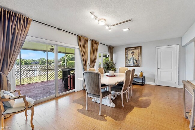 Foto del edificio - 4 br, 3 bath House - 6205 Orchard Tree Ln