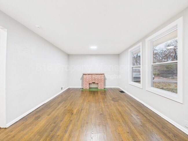 Foto del edificio - 7560 Prospect Ave