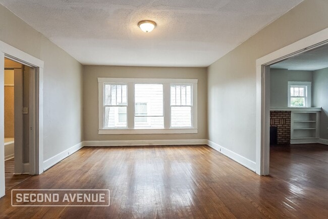 Building Photo - 4105 Avenue Q