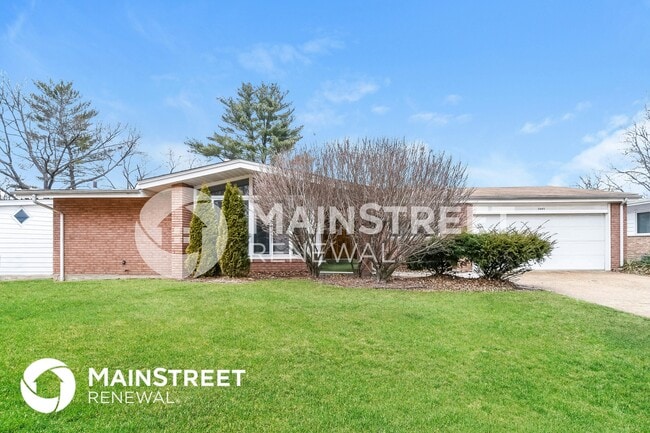 Building Photo - 3665 Hambletonian Dr