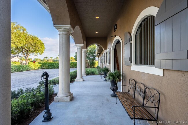 Foto del edificio - 3509 Grand Prix Farms Rd
