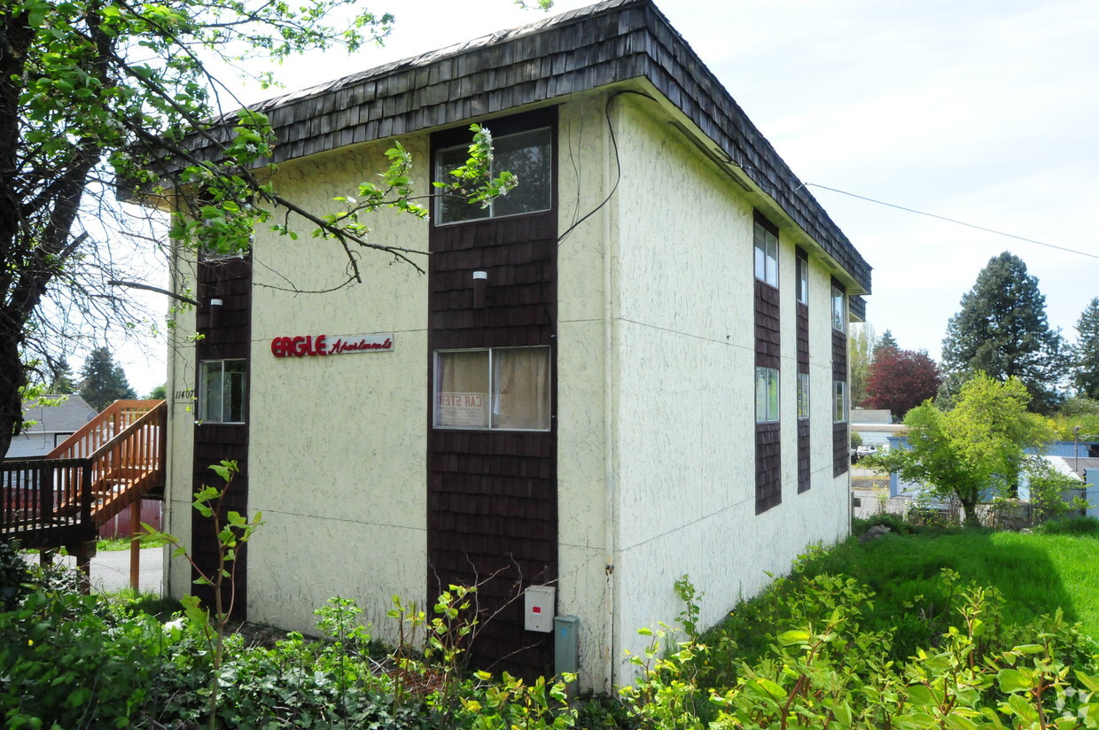 Foto del edificio - Eagle Apartments