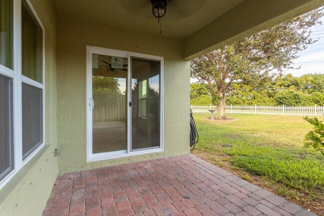 Building Photo - 4347 Onega Cir