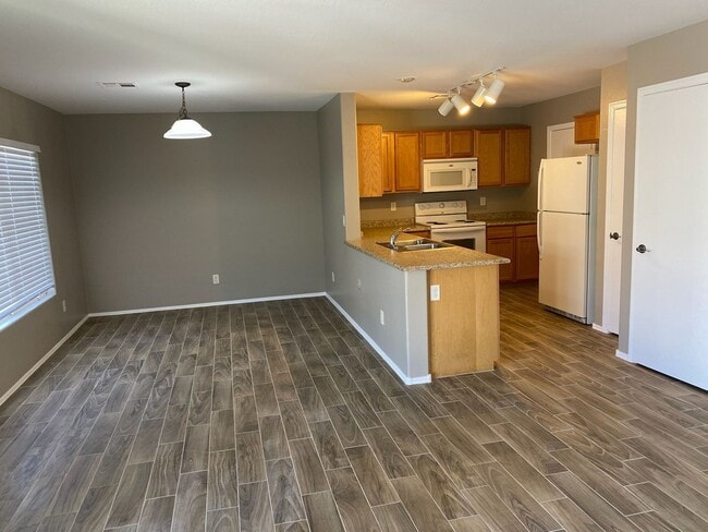 Building Photo - 558 S 222nd Ln