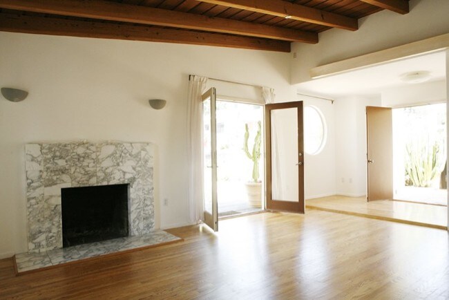 Foto del edificio - 2616 Walnut Ave