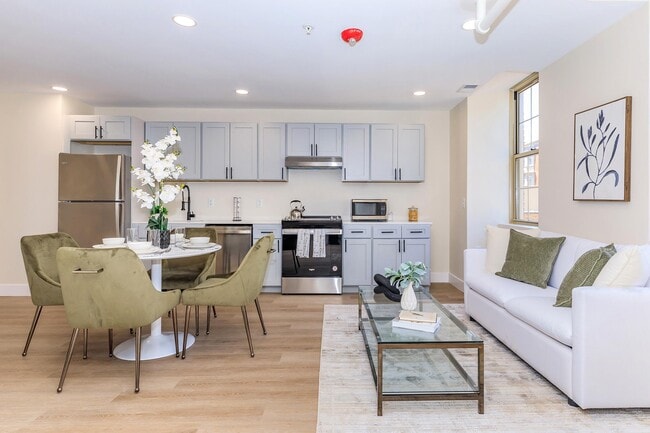 Building Photo - The Berkshire