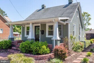 Building Photo - 1204 Railroad Ave
