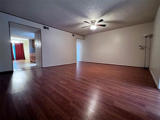Building Photo - 12633 Memorial Dr