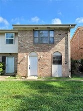 Building Photo - 6945 Calder Ave