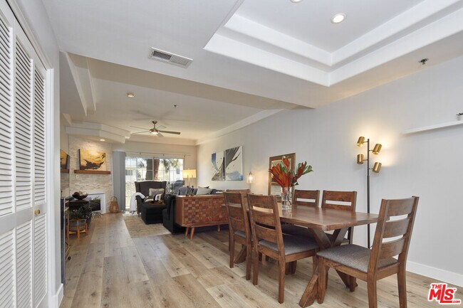 Foto del edificio - 3743 S Canfield Ave