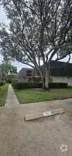 Building Photo - 217 2nd Terrace