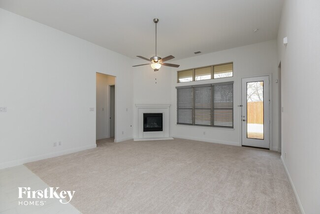 Foto del edificio - 2916 Kirkwood Dr