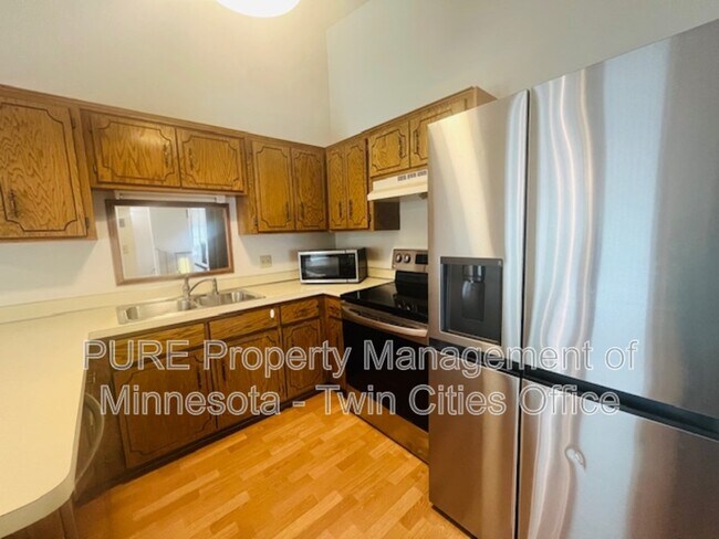 Foto del edificio - 2307 Mailand Rd E