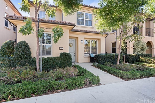 Primary Photo - 106 Coralwood